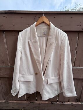 💕NWOT💕 Cream Single-Button Blazer